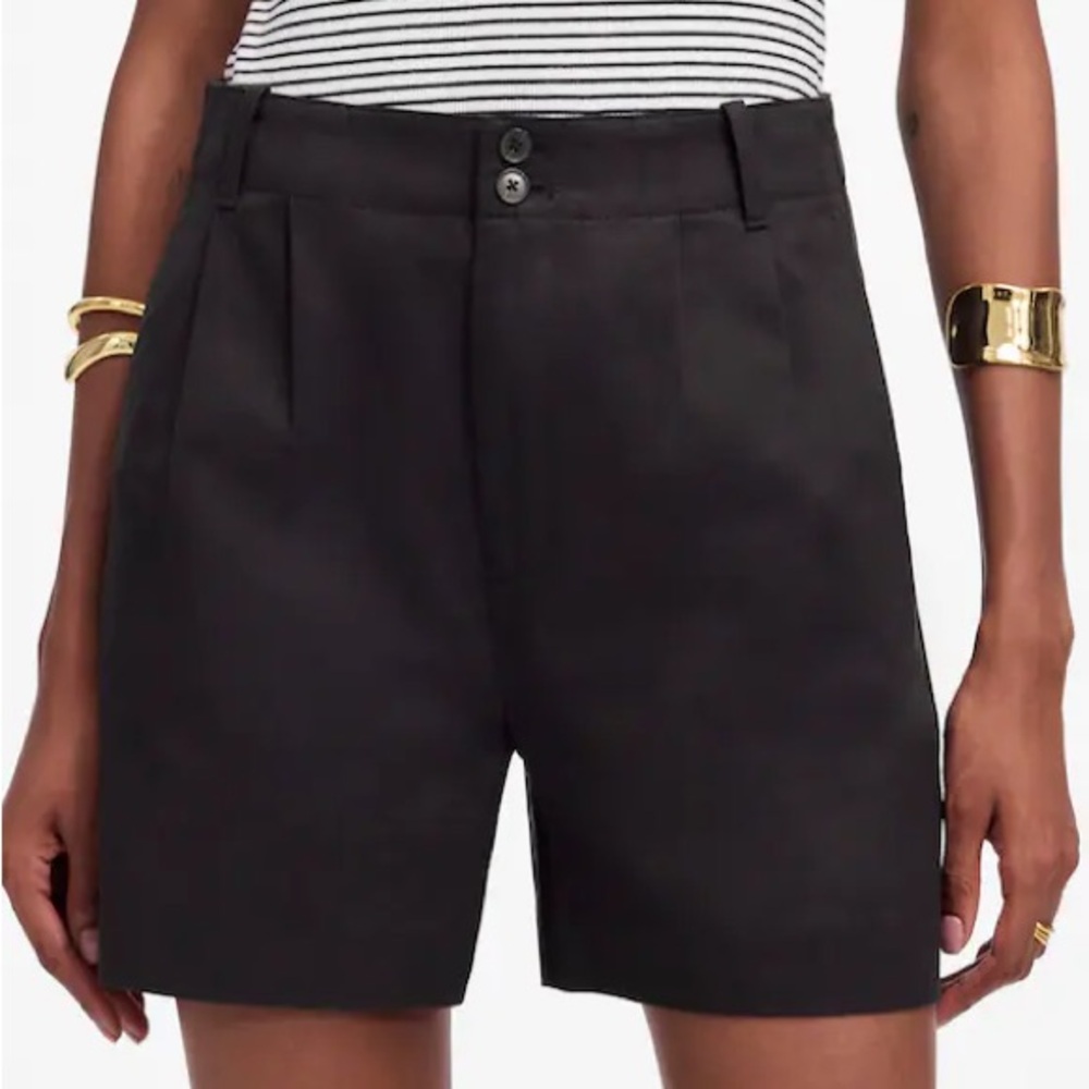 *NWT* Madewell Pleated Shorts